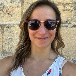 Meet your Posher, Anne